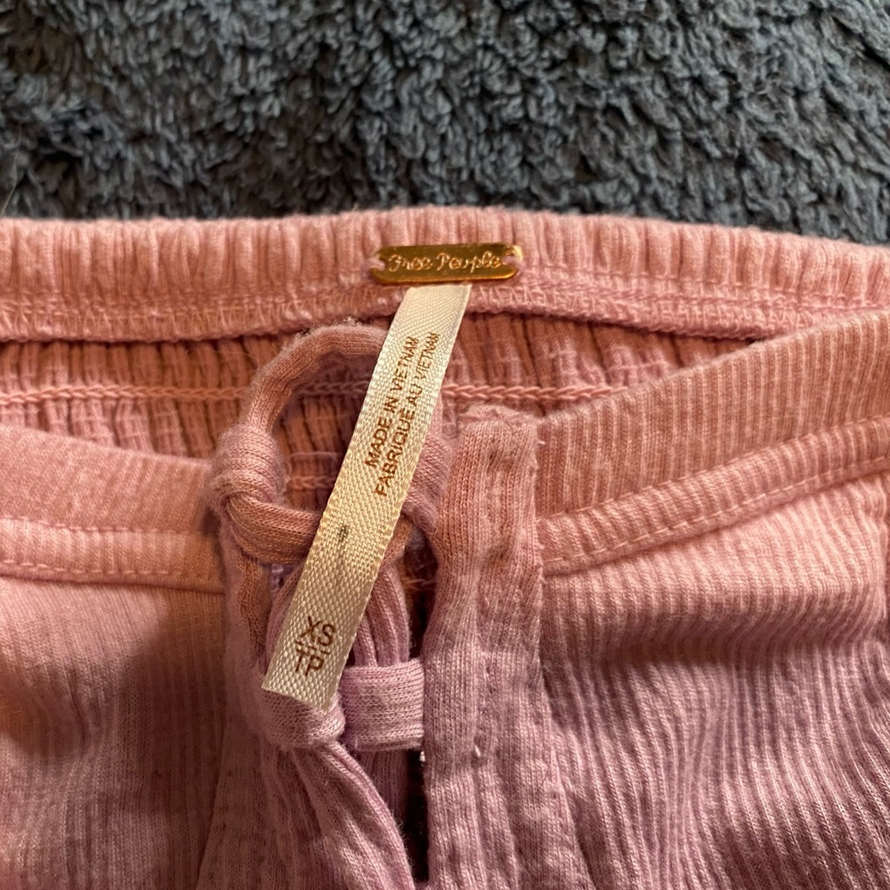 Pink crop top - Picture 3 of 3